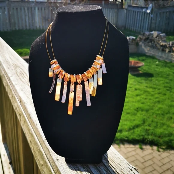 Elegant Gold and Silver Necklace - Picture 10 of 10